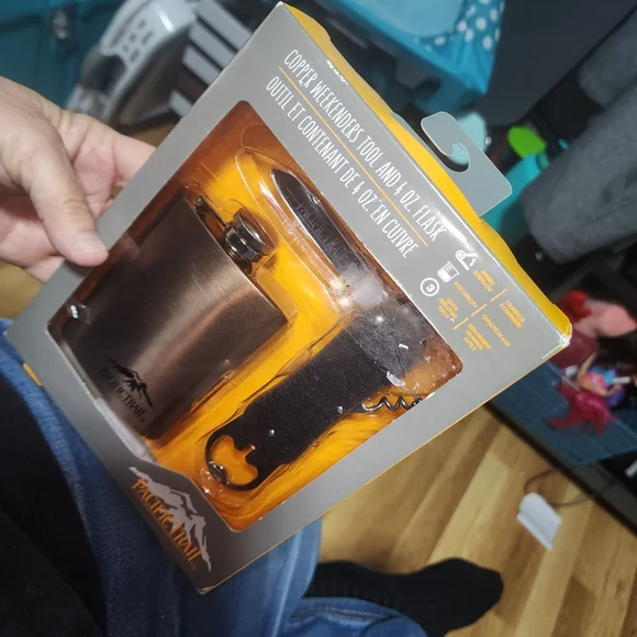 PACIFIC TRAIL NIB COPPER WEEKEND TOOLS & FLASK SET - Picture 5 of 5